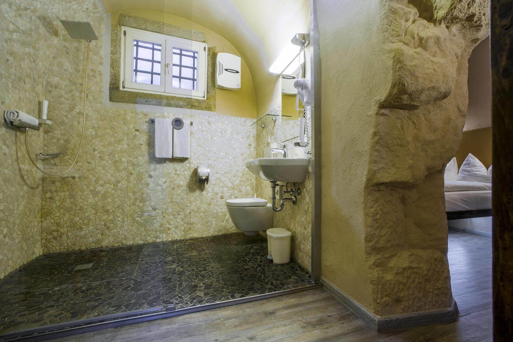 Knast-Hotel Fronfeste Amberg Esterno foto