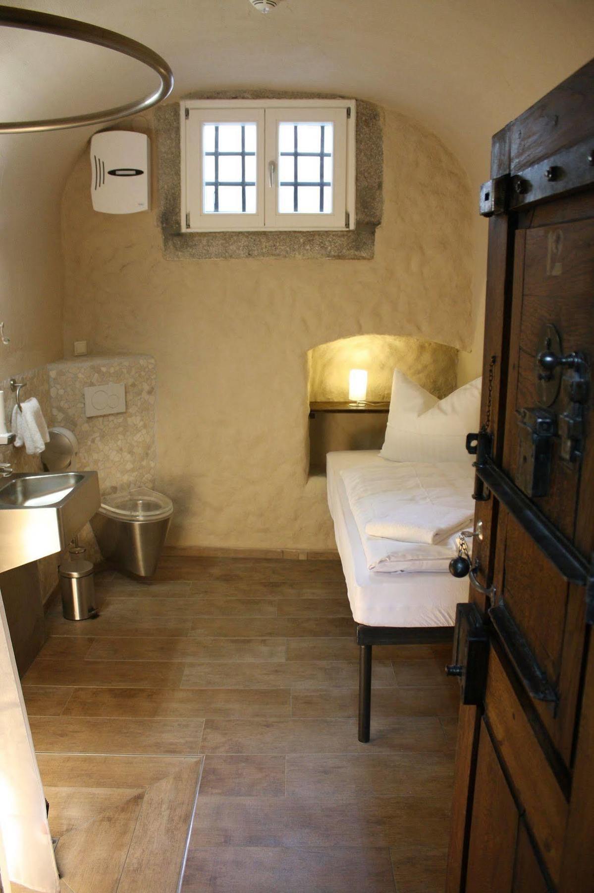 Knast-Hotel Fronfeste Amberg Esterno foto